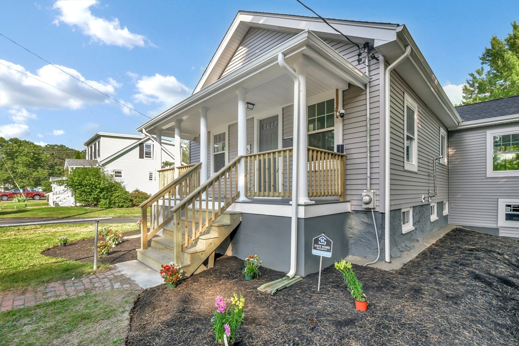 36 Shaw Rd Property Photo 1