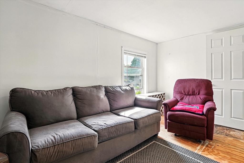 22 Douglas Ave Property Photo 5