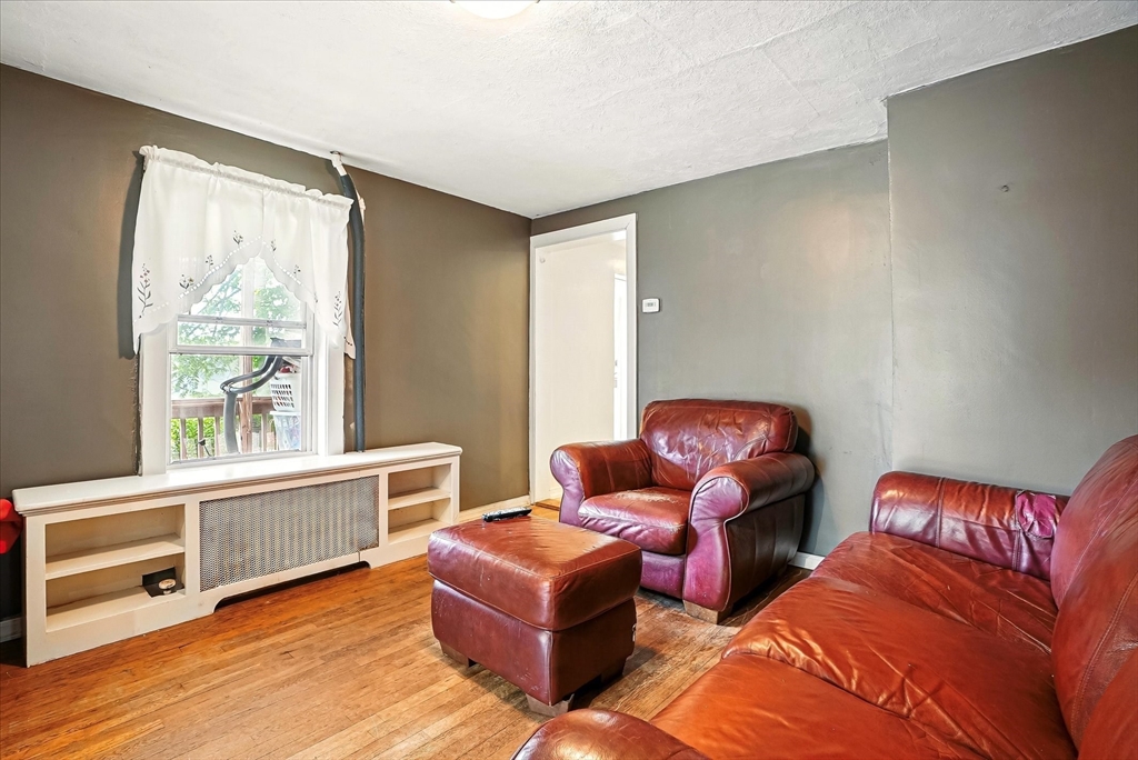 22 Douglas Ave Property Photo 8