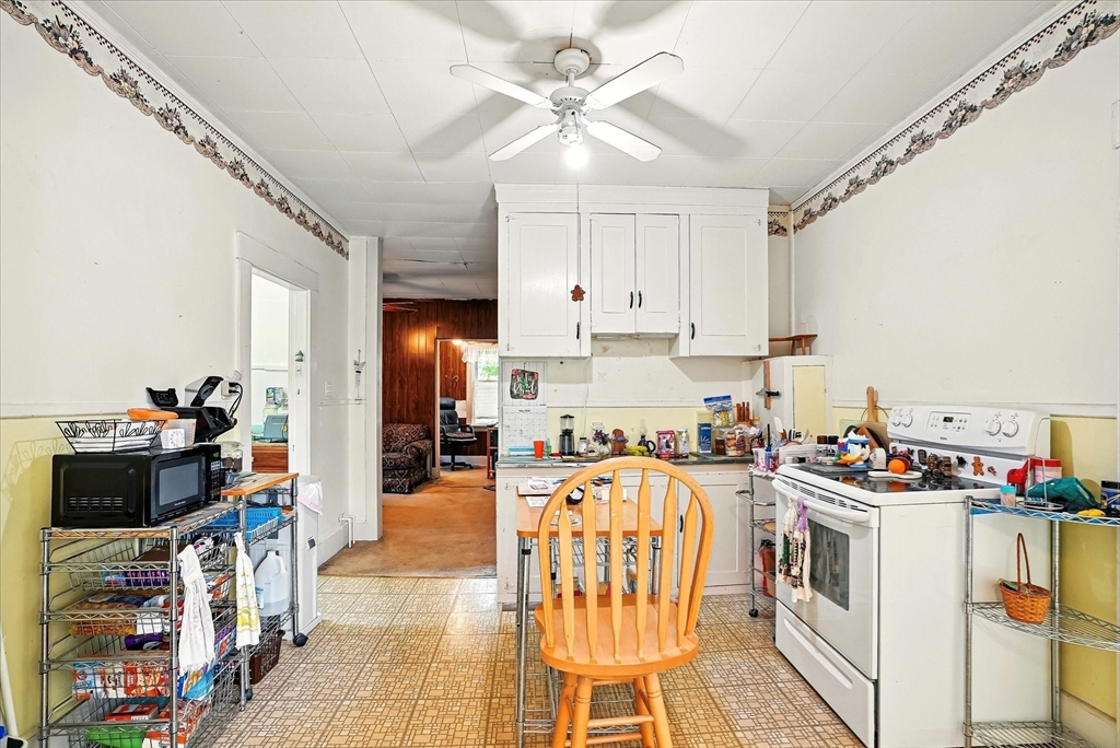 22 Douglas Ave Property Photo 25
