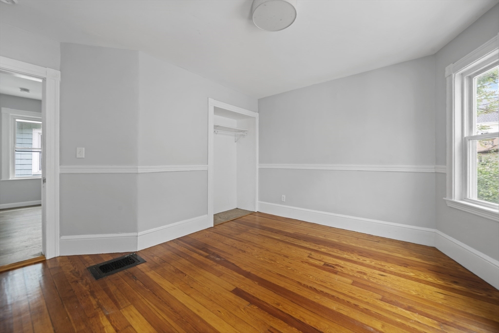 7-9 Meridian Pkwy Property Photo 23
