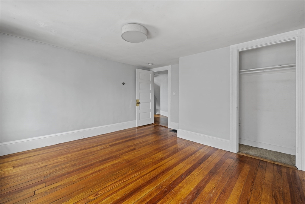 7-9 Meridian Pkwy Property Photo 31
