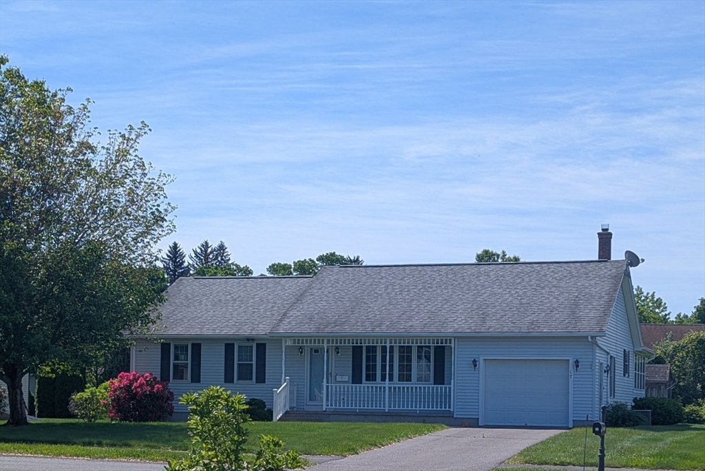 17 Tucker Lane Property Photo 1