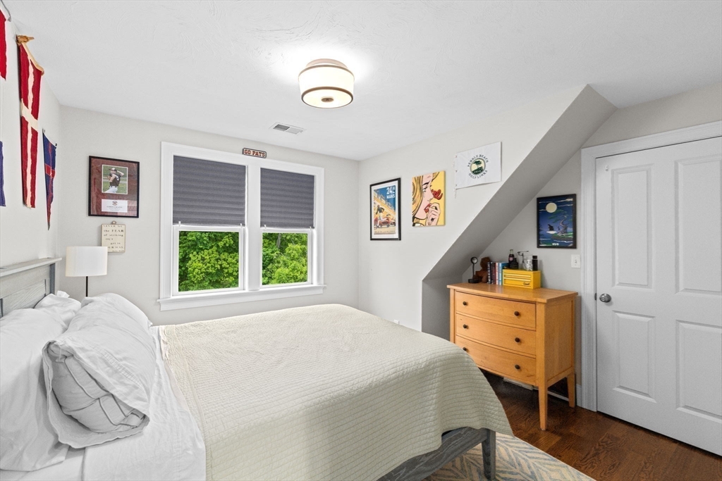 1 Cottage Lane Property Photo 35