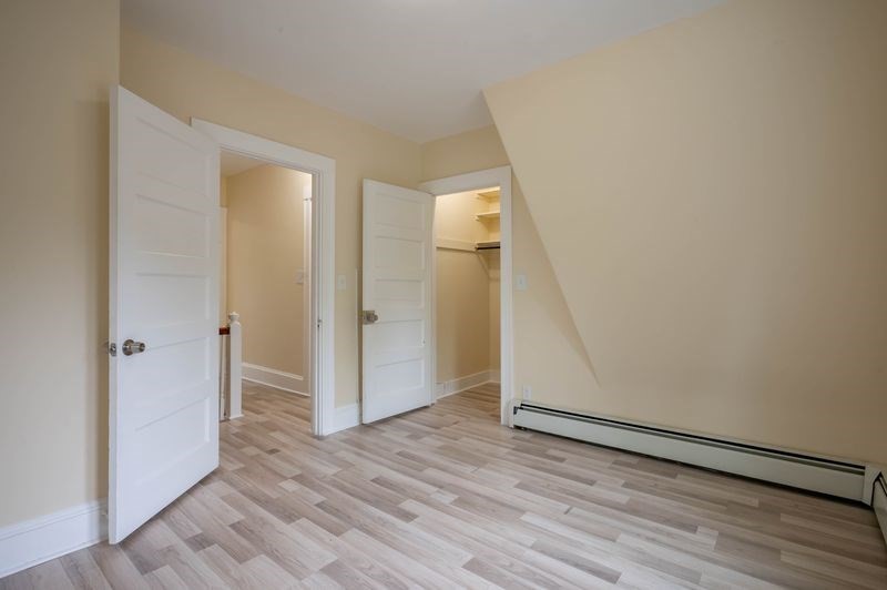 1146 Main Property Photo 19