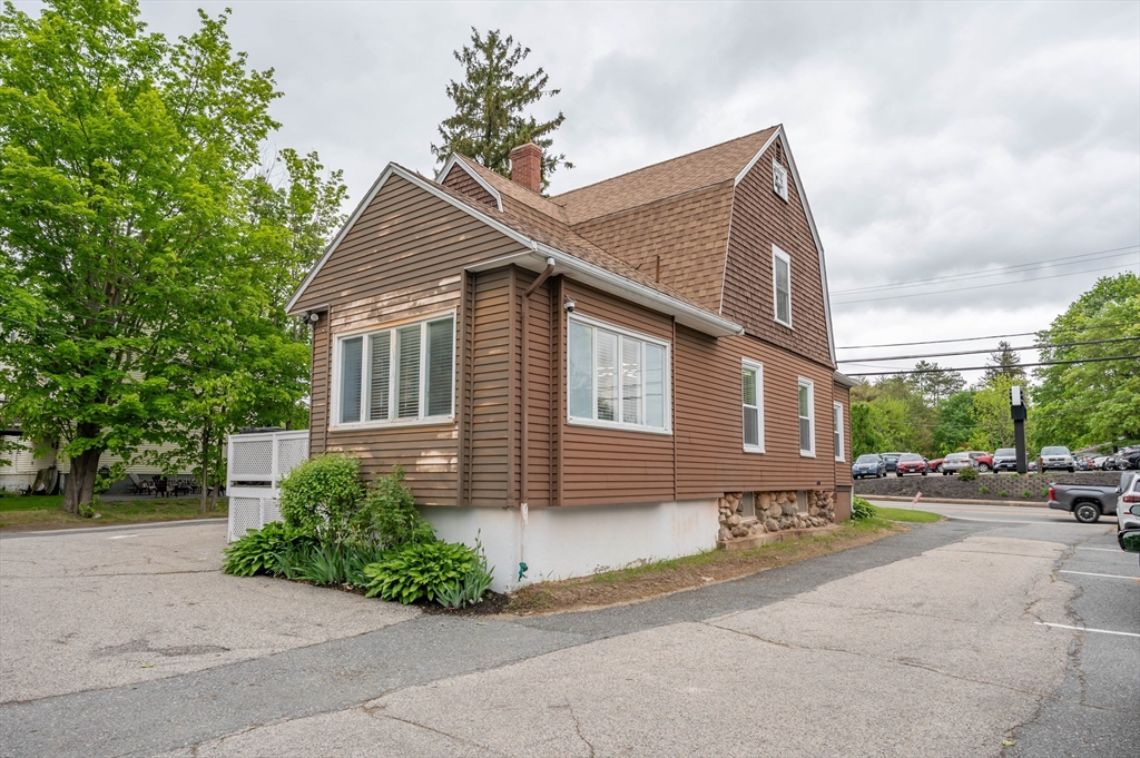 1146 Main Property Photo 34