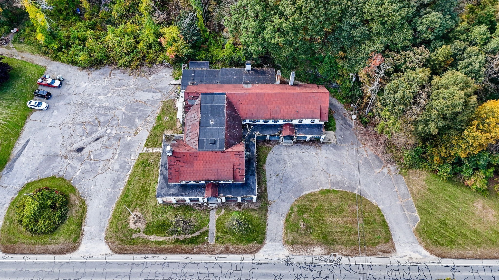 240 Worcester Road Property Photo 1