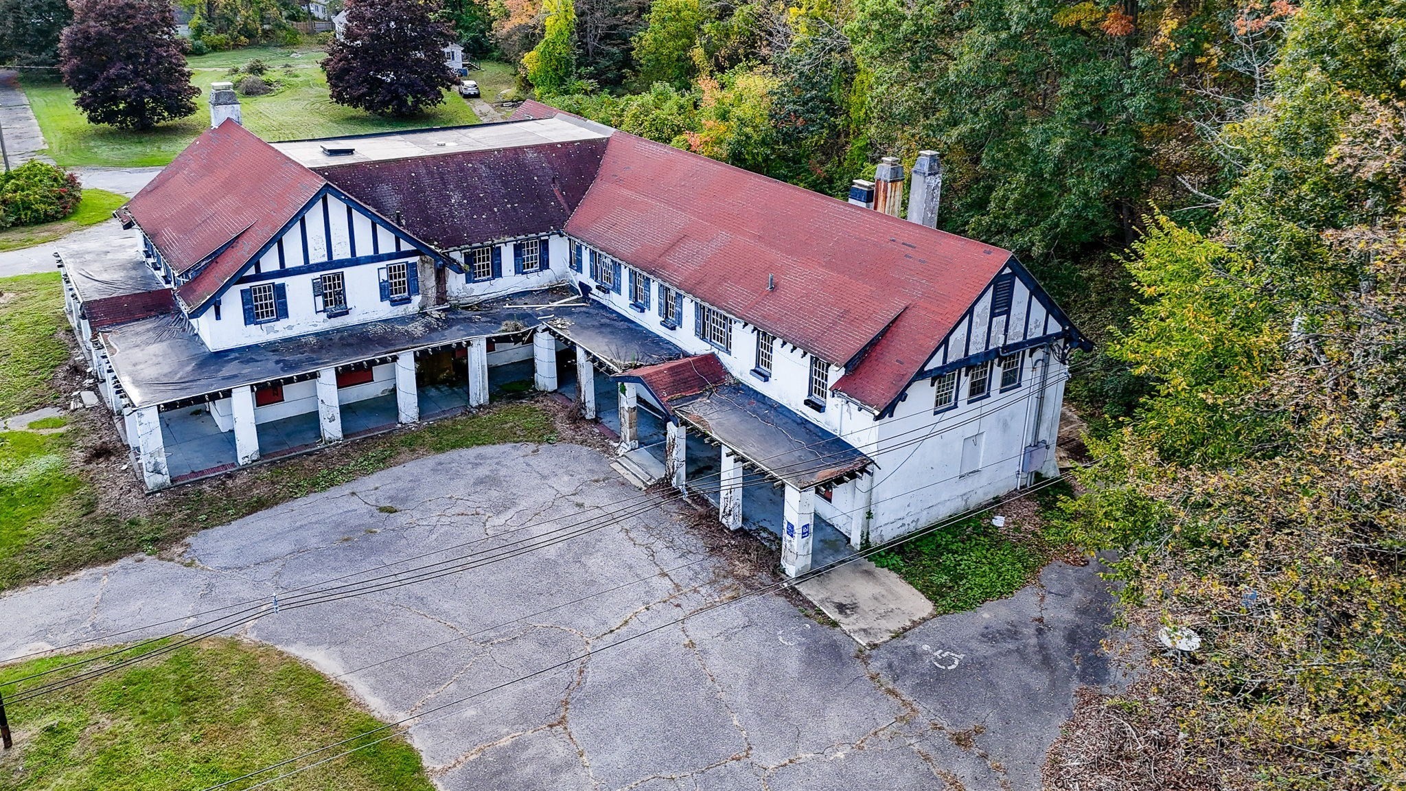 240 Worcester Road Property Photo 4