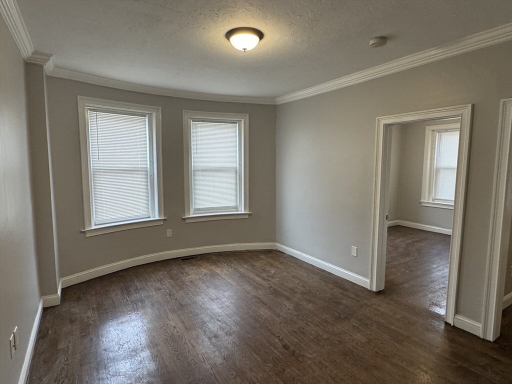 14 Townsend # 1 Property Photo 6