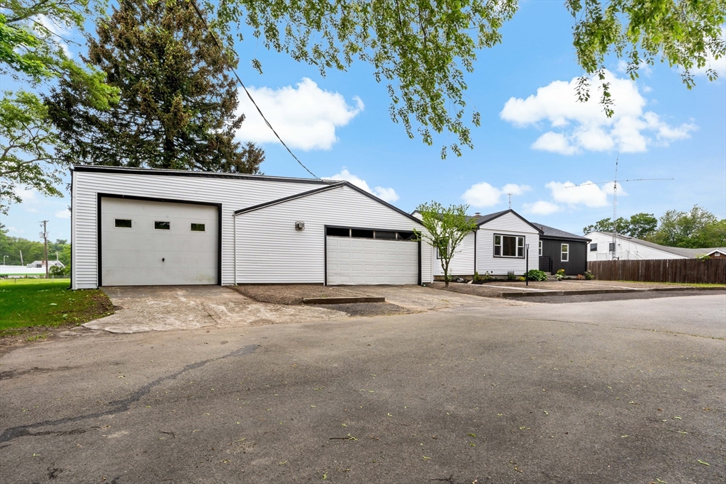 23 Donna St Property Photo 3