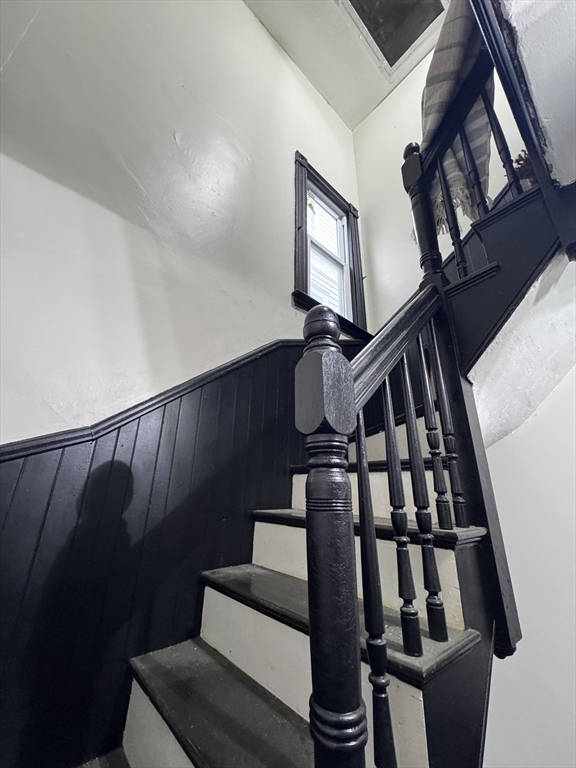 132 Chelsea St Property Photo 15