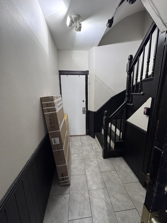 132 Chelsea St Property Photo 16
