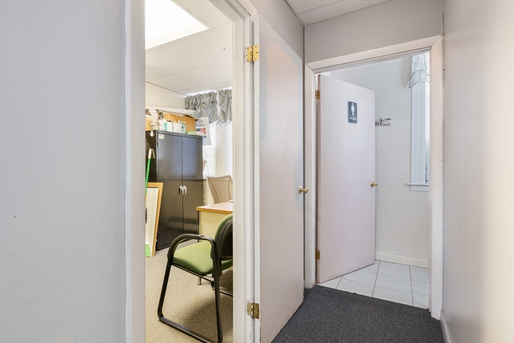 1 C St Property Photo 17