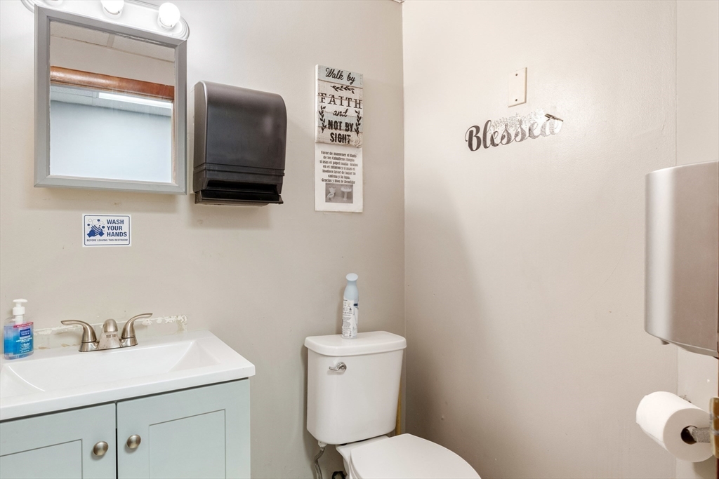 1 C St Property Photo 21