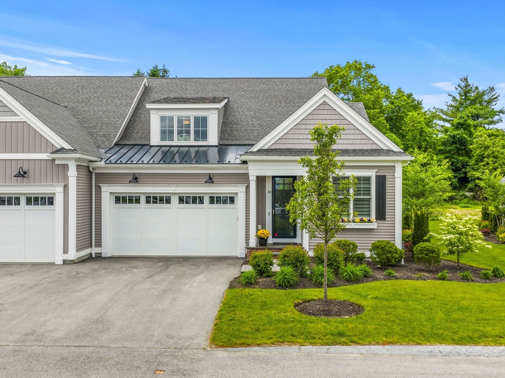 34 Hawk Ln # 34 Property Photo 1