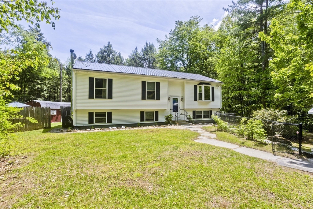 85 Damon Pond Rd Property Photo 1