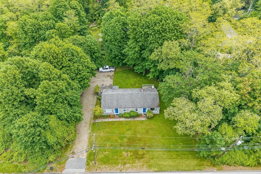 267 N Falmouth Hwy Property Photo 25