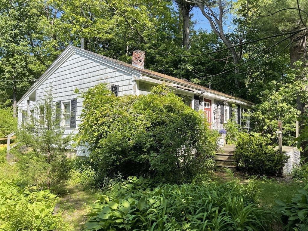 127 Depot Rd Property Photo 1