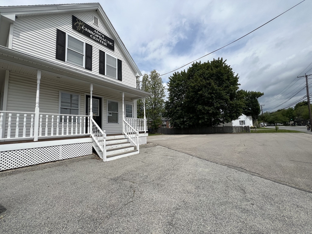 342 Greenwood St Property Photo 2