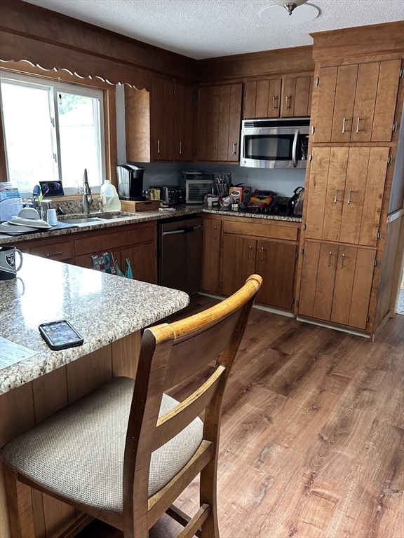554 Main St Property Photo 1