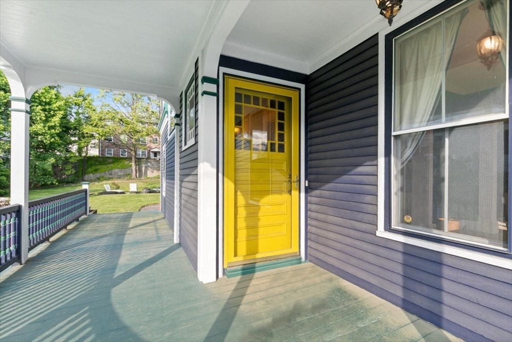 44 Hanks St Property Photo 3