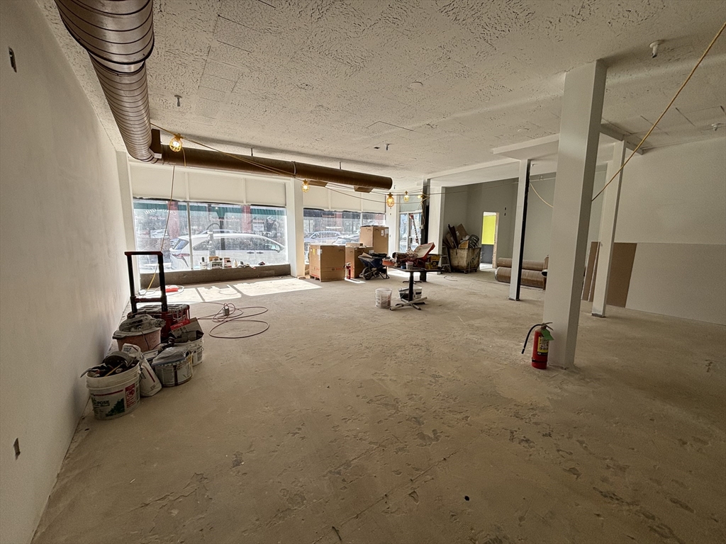 315 Main Street Property Photo 6