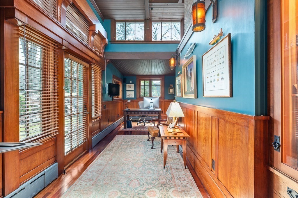 99 Essex Street Property Photo 12