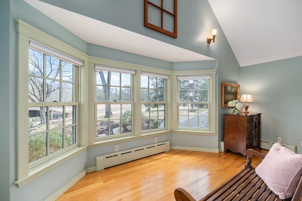 99 Essex Street Property Photo 22