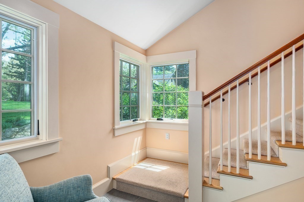 99 Essex Street Property Photo 29