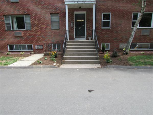 253 Regency Park Dr # 253