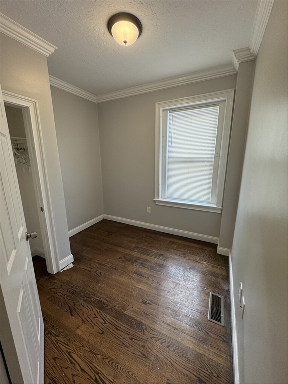 14 Townsend # 3 Property Photo 2