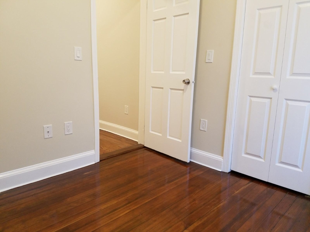 14 Townsend # 3 Property Photo 13