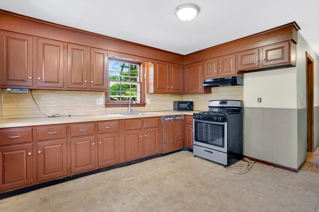 36 County Rd Property Photo 12