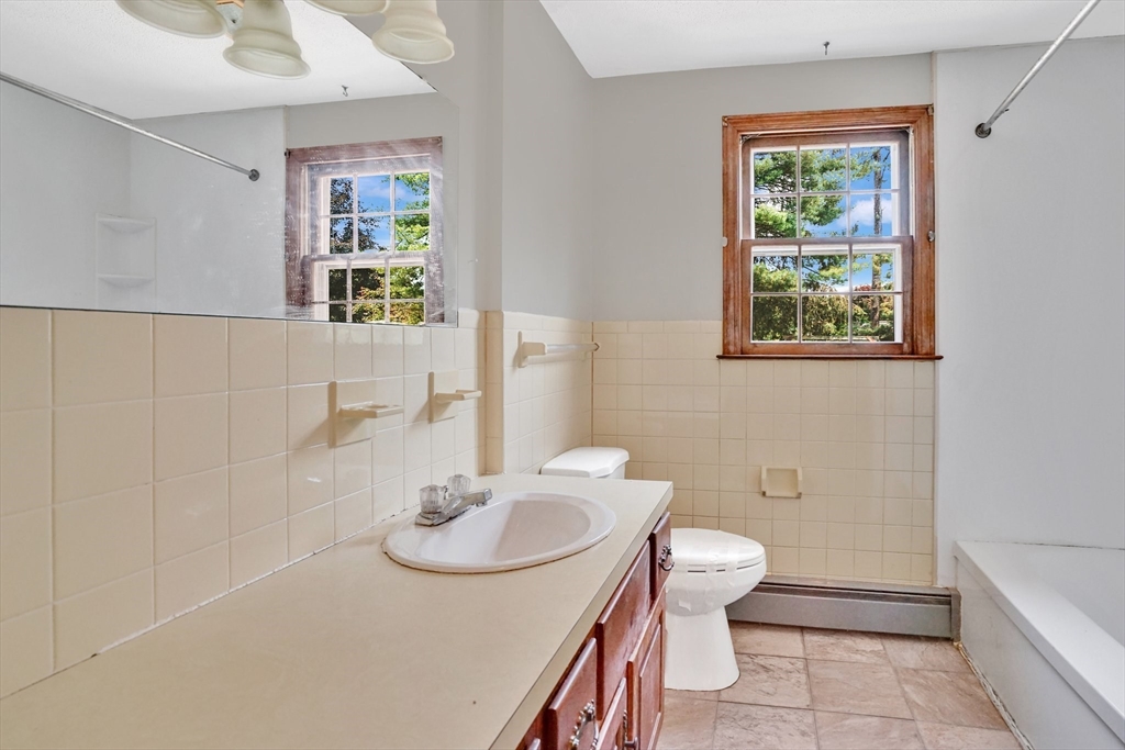 36 County Rd Property Photo 15