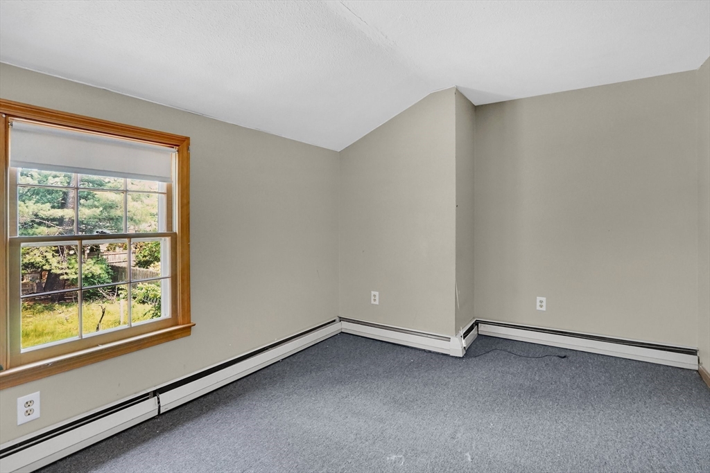 36 County Rd Property Photo 21