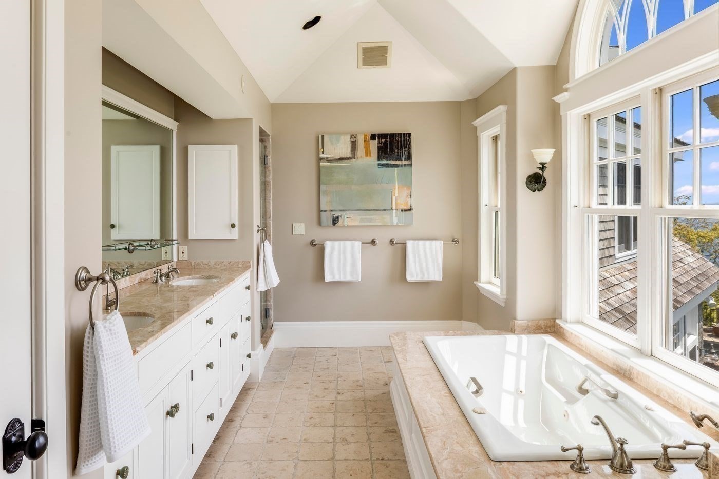 239 Summer Property Photo 34