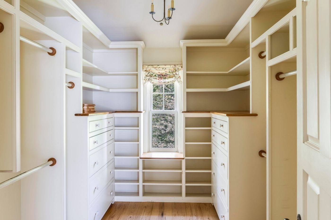 239 Summer Property Photo 35