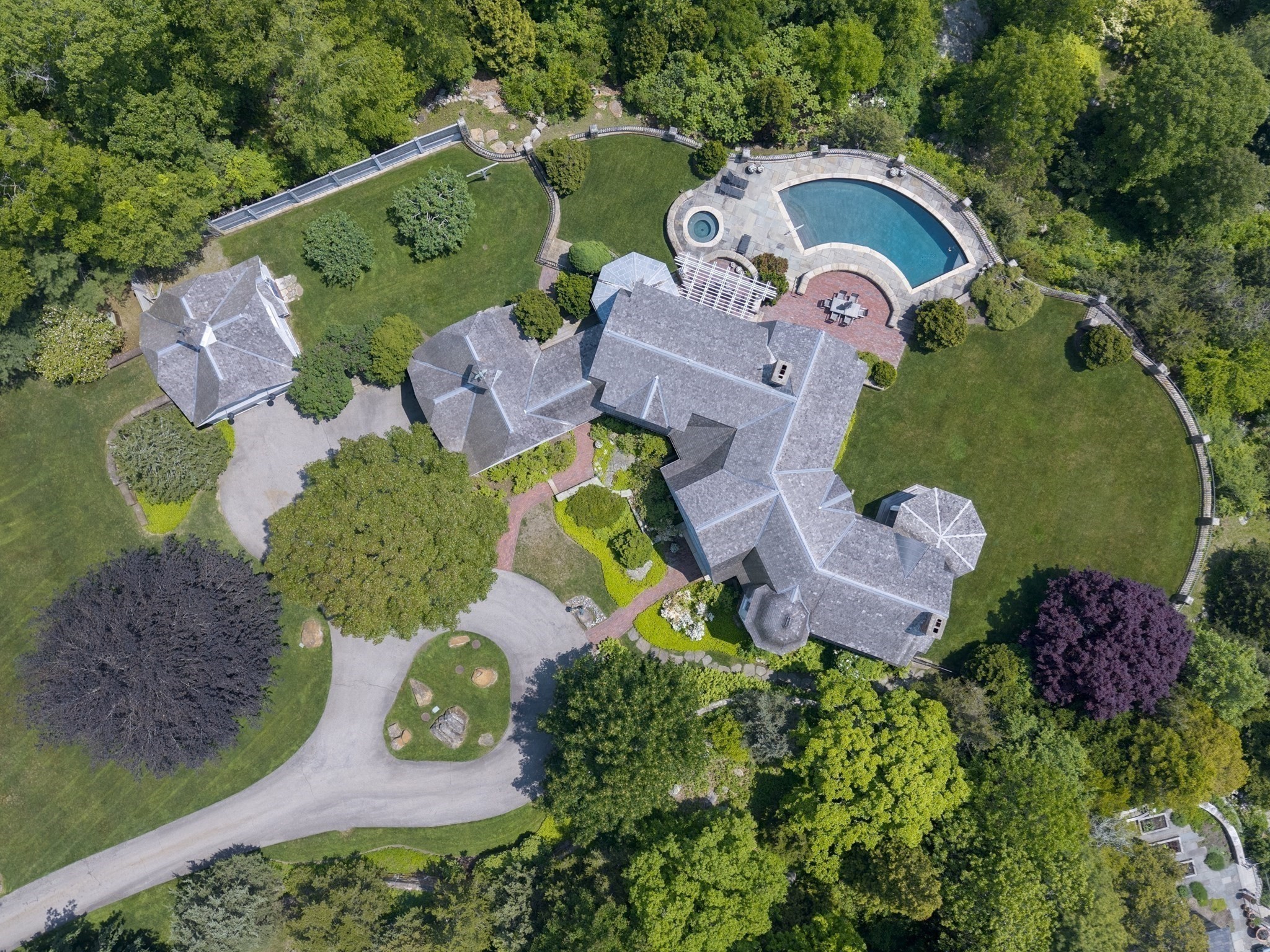 239 Summer Property Photo 40