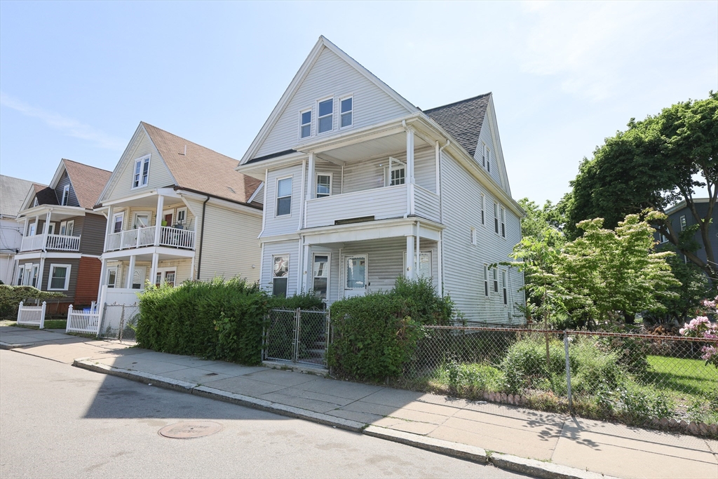 67 Willowwood Street # 2 Property Photo 1