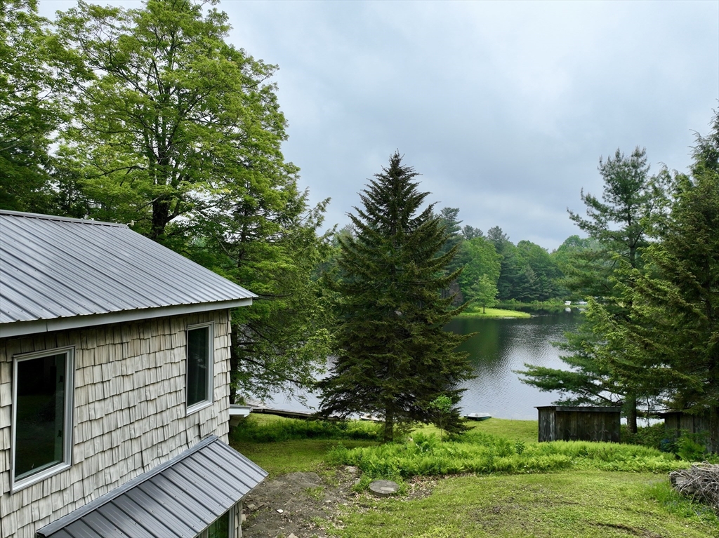 40 Papoose Lake Dr Property Photo 1