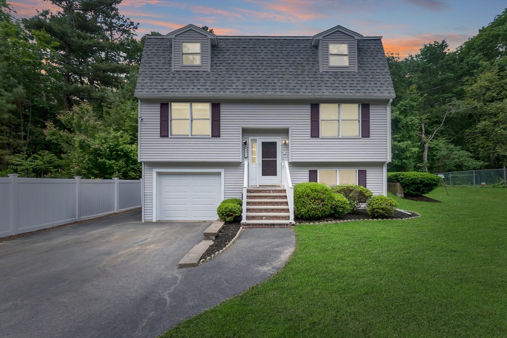 27 Harnden Rd Property Photo 1