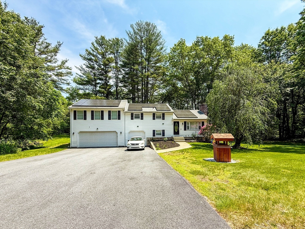 1 Fieldstone Way Property Photo 1