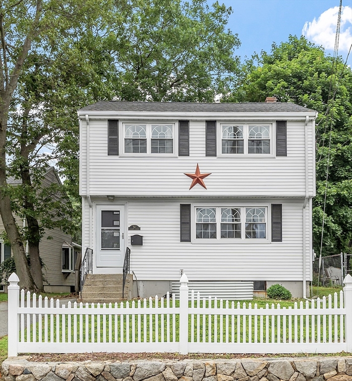 54 Rosemont Ave Property Photo 1