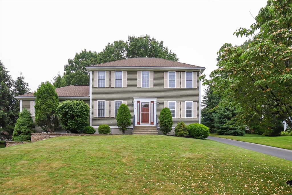 10 Morgan Circle Property Photo 1