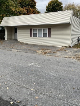 3 Pershing St Property Photo 9