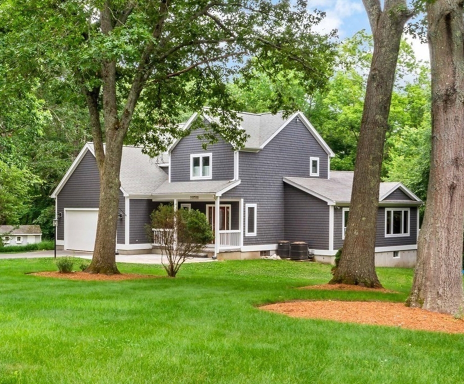 7 Bay Meadow Road Property Photo 1