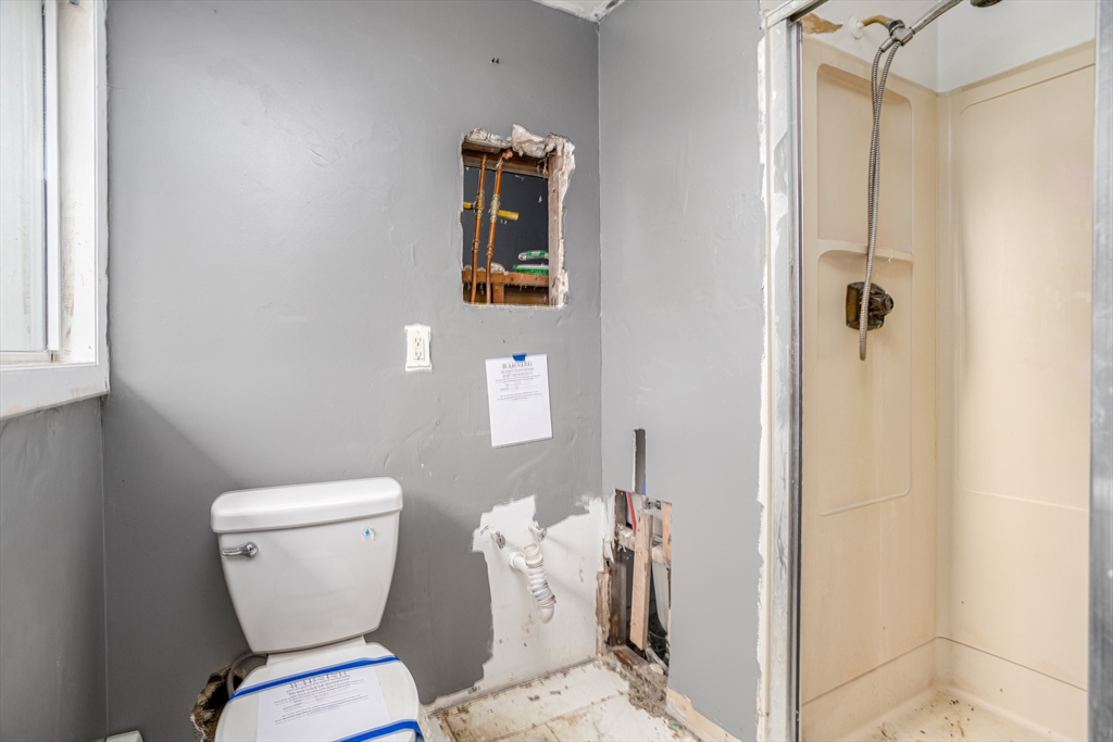 61 Barry Rd Property Photo 25