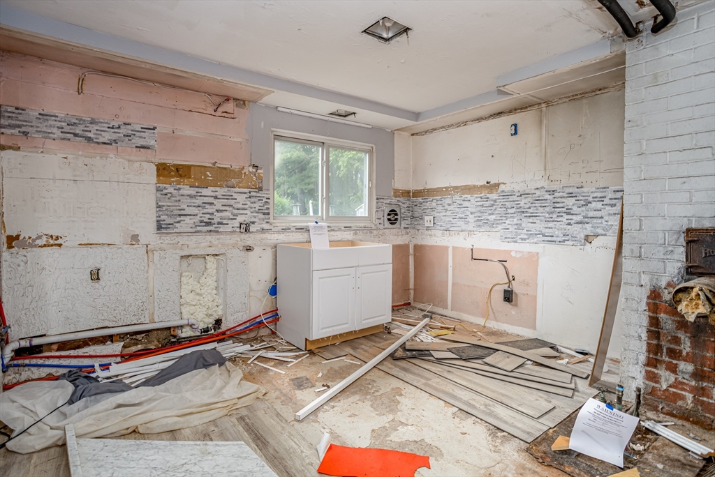 61 Barry Rd Property Photo 26