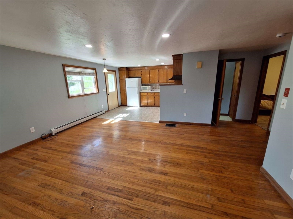 46 Glenn St Property Photo 1