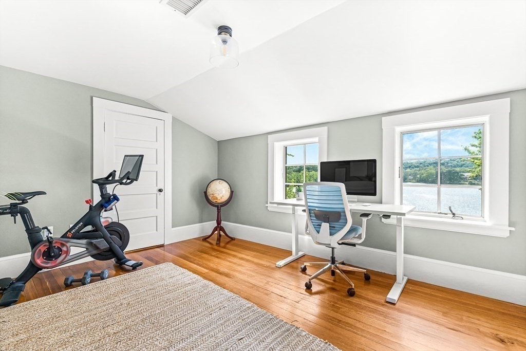 9 Lakeview Terrace Property Photo 30